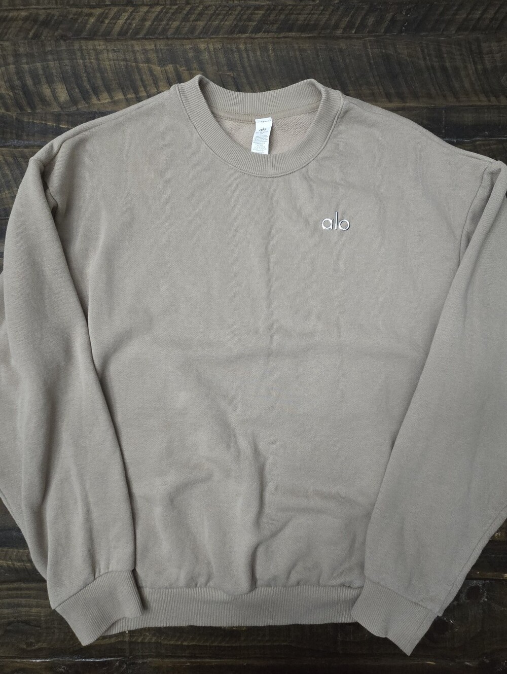 ALO Accolade Sweatshirt | XS - Picture 3 of 6